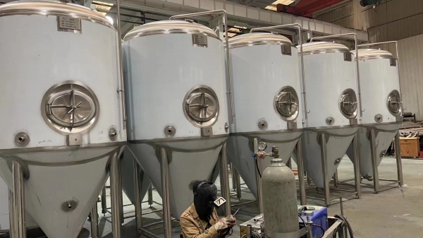 上海智能精釀啤酒設備廠家電話-精釀啤酒需要什么設備